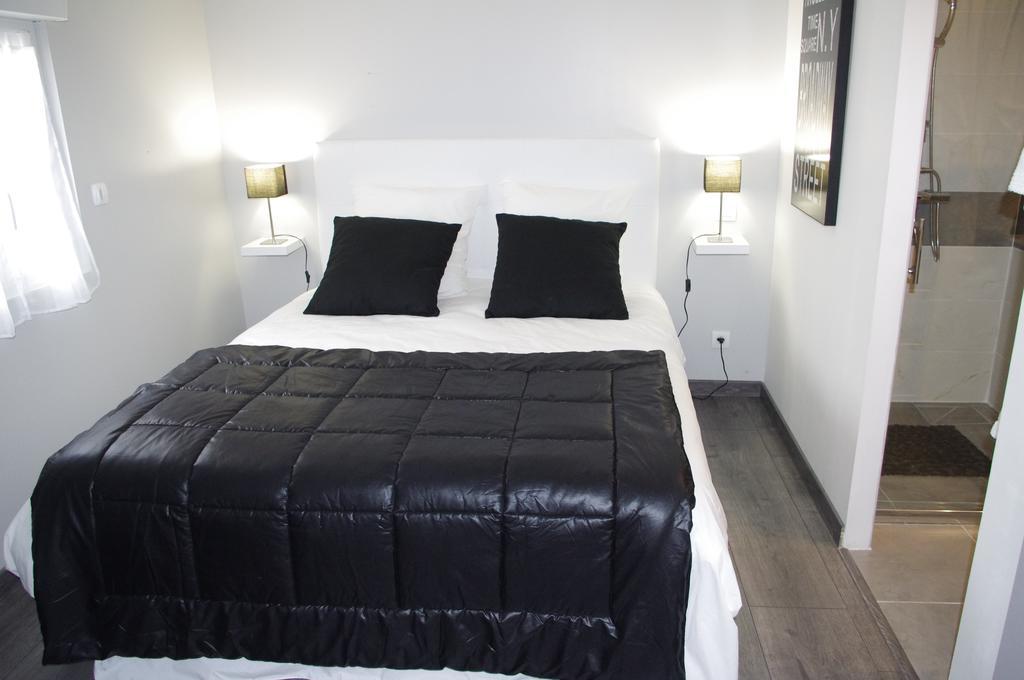 Le Clos Des Oiseaux Saintes Zimmer foto